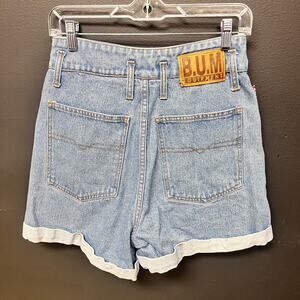Vintage Junior's size 7 BUM Equipment denim shorts high rise 3 in inseam
